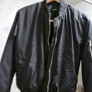 Boohoo  Black  Bomber Jacket sz 4
